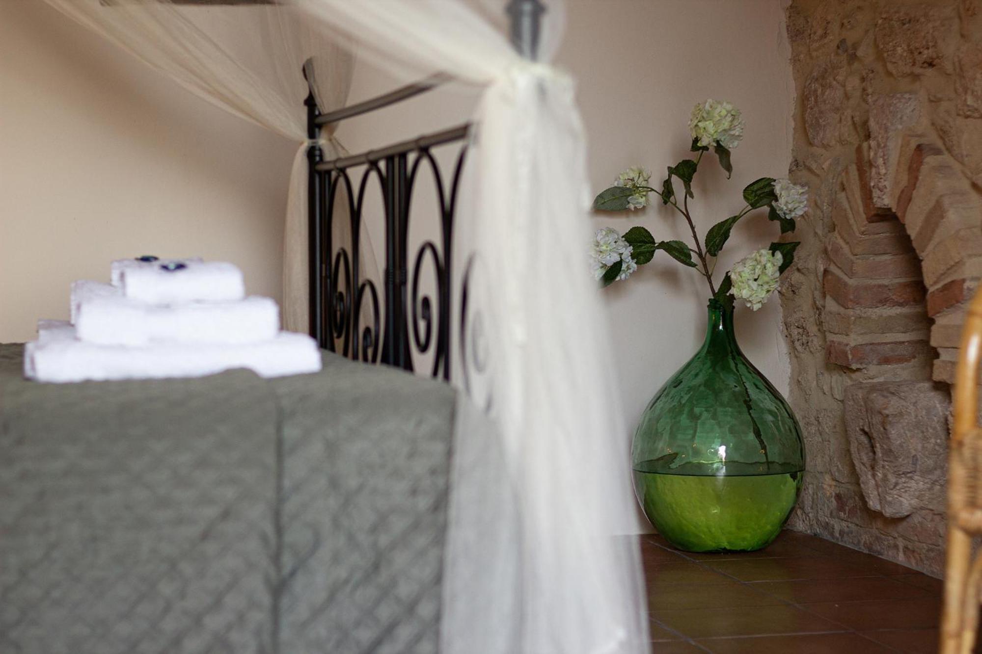 Casa Zampani Bed & Breakfast Massa Martana Room photo