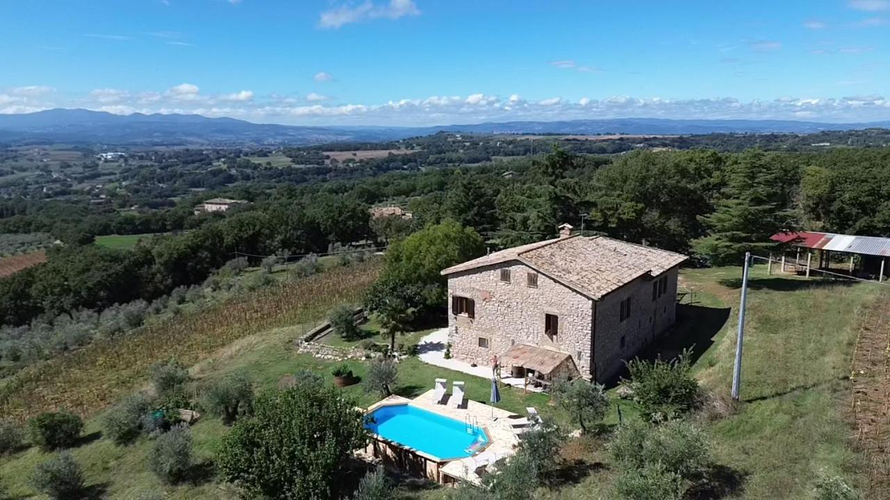 Casa Zampani Bed & Breakfast Massa Martana Exterior photo